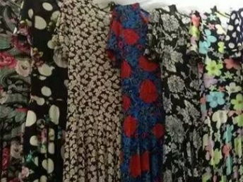 圖 男女童裝批發(fā) 外貿(mào)服裝批發(fā) 老年服裝批發(fā)大清倉 武漢服裝 鞋帽 箱包